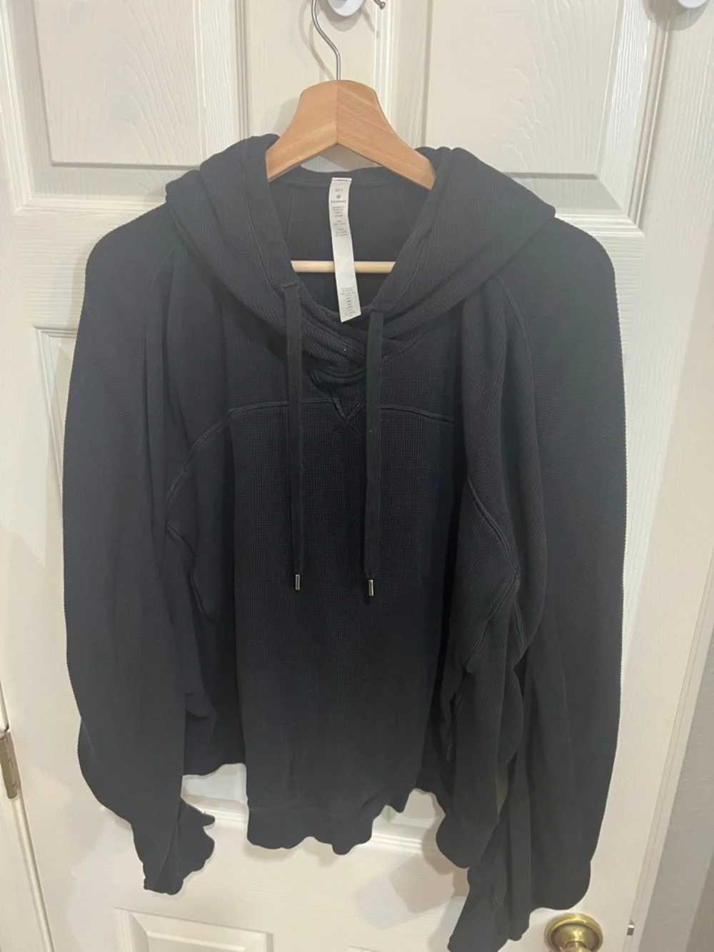 61. Lululemon black waffle athletic hoodie - Picture 5 of 11